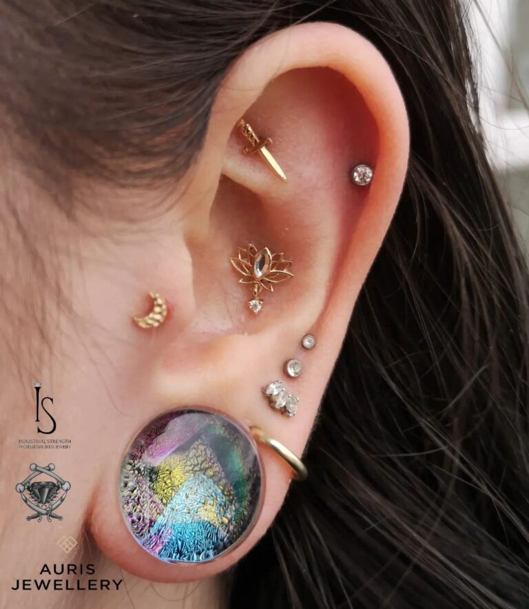 Ashley Cordero, LIBERIA, COSTA RICA. ash bodypiercing hagakure