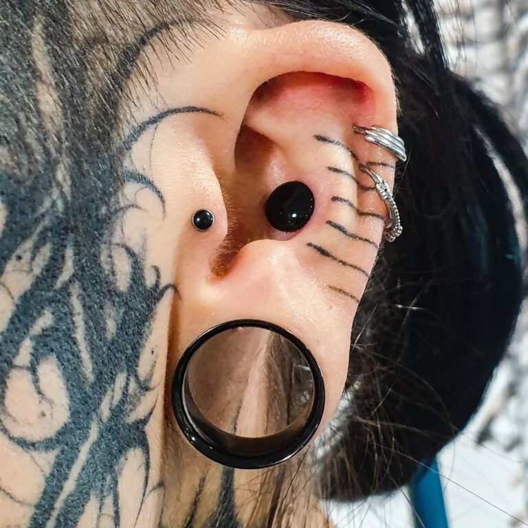 Empreinte Piercing, LYON, FRANCE. empreintepiercing conch 6mm