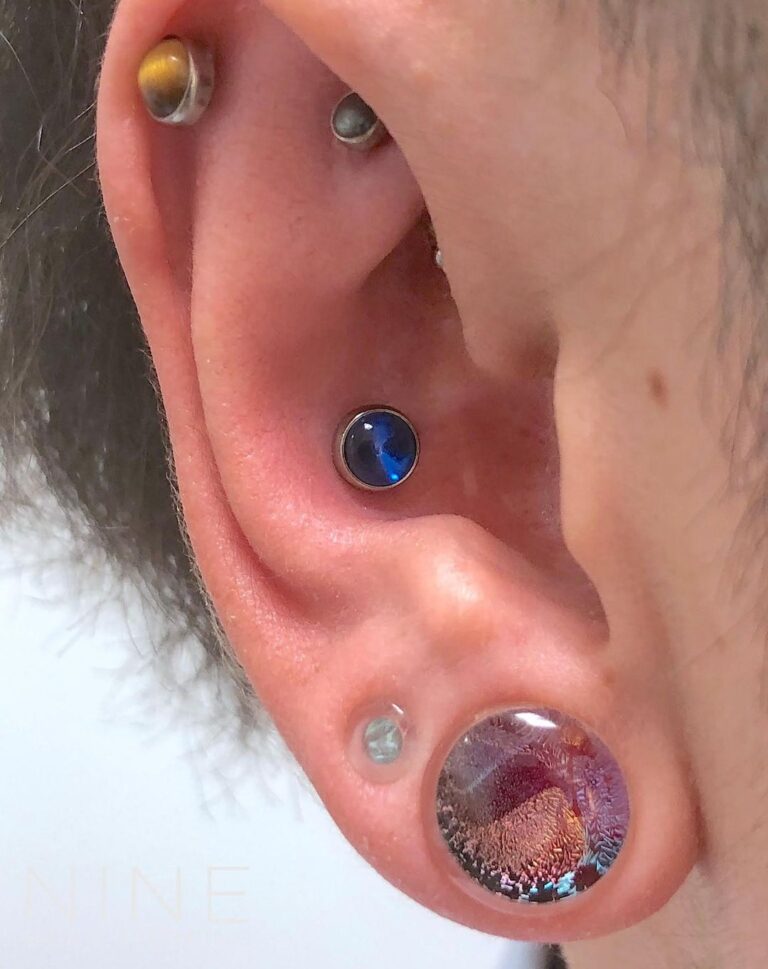 Masa Needles, OSU NAGOYA, JAPAN. needlesmasa retainer.hagakure